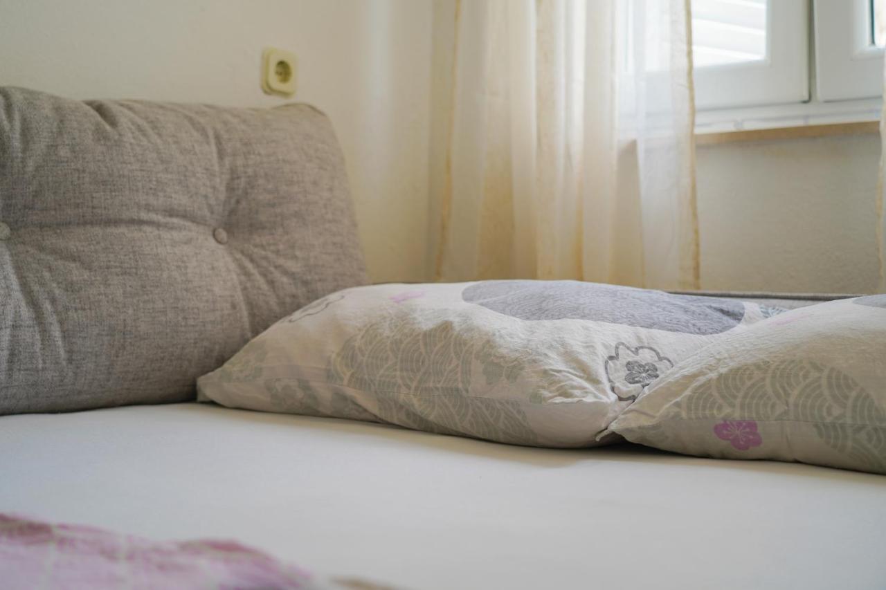 Studio Apartman Monika Hotel Baska Voda Exterior photo